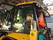 Rýpadlo-nakladač Volvo BL71b 